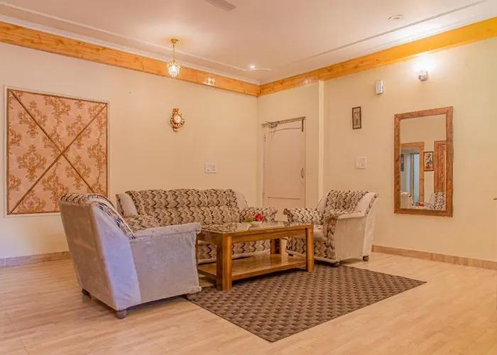 Nature View Wayside Villa Kasauli