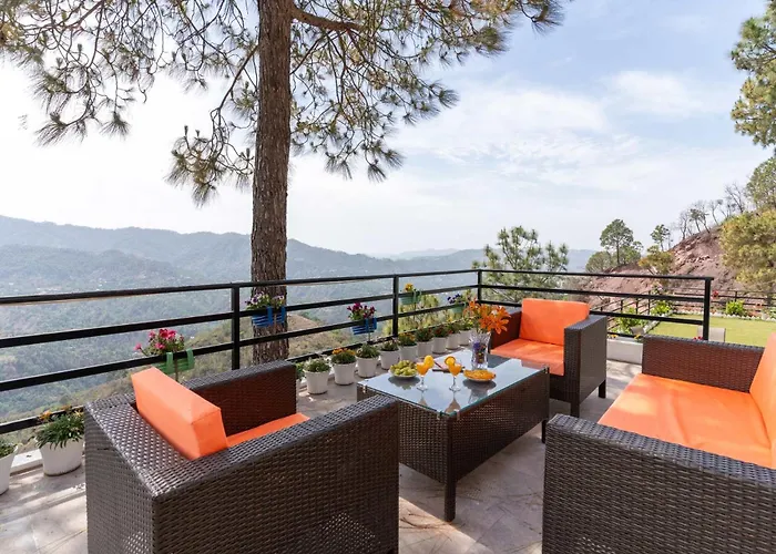Villa Woodside Meadows By Veo - Jacuzzi Retreat, Kasauli